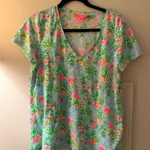 Lilly Pulitzer x Disney parks v neck tee Walt Disney world